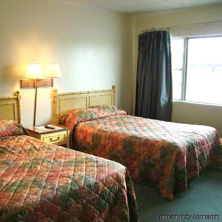 Town House Motel Tupelo Ruang foto